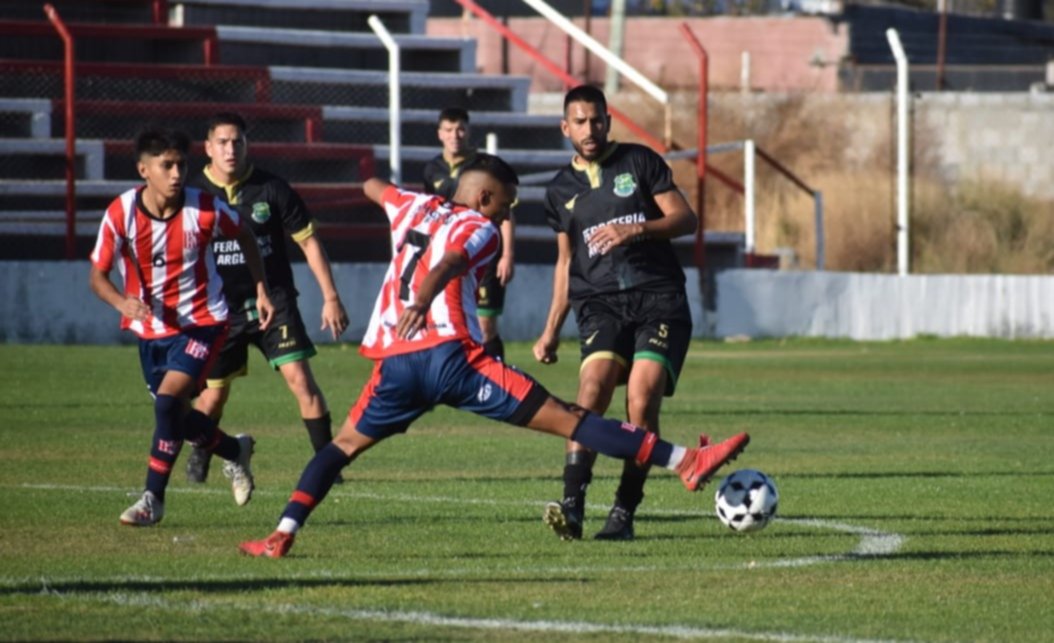 Reserva: Independiente perdió 4-0 con Huracán y quedó eliminado