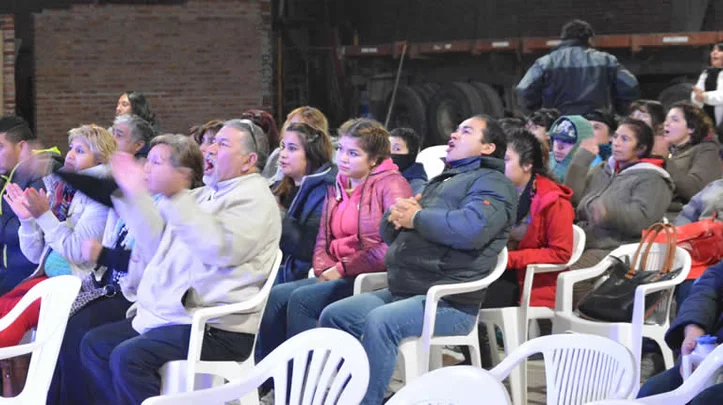 Música cristiana por el Día del Padre en Primera Junta - El Chubut