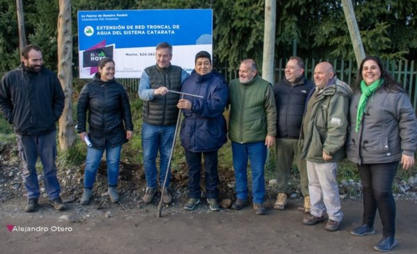 Pol Huisman Inauguró Extensión De Red De Agua Y Presentó Nuevos