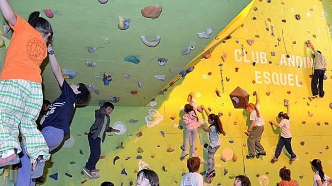 Regresaron las actividades del Muro de Escalada - El Chubut