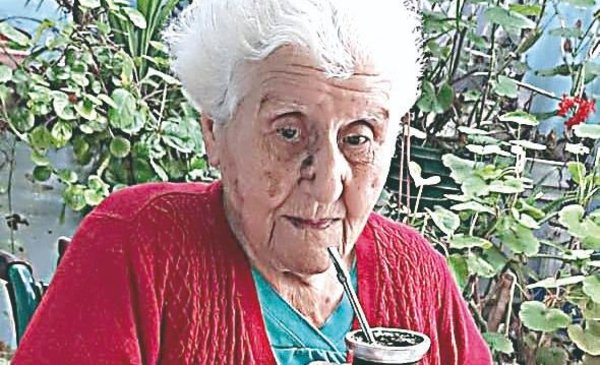 La Abuela Bella Cumplió 100 Años El Chubut