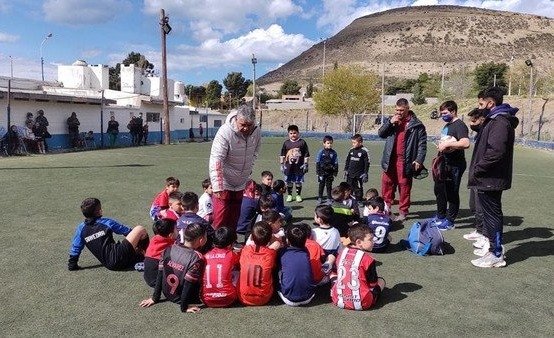 Pruebas en el fútbol femenino, mirá los clubes que están reclutando  jugadoras 