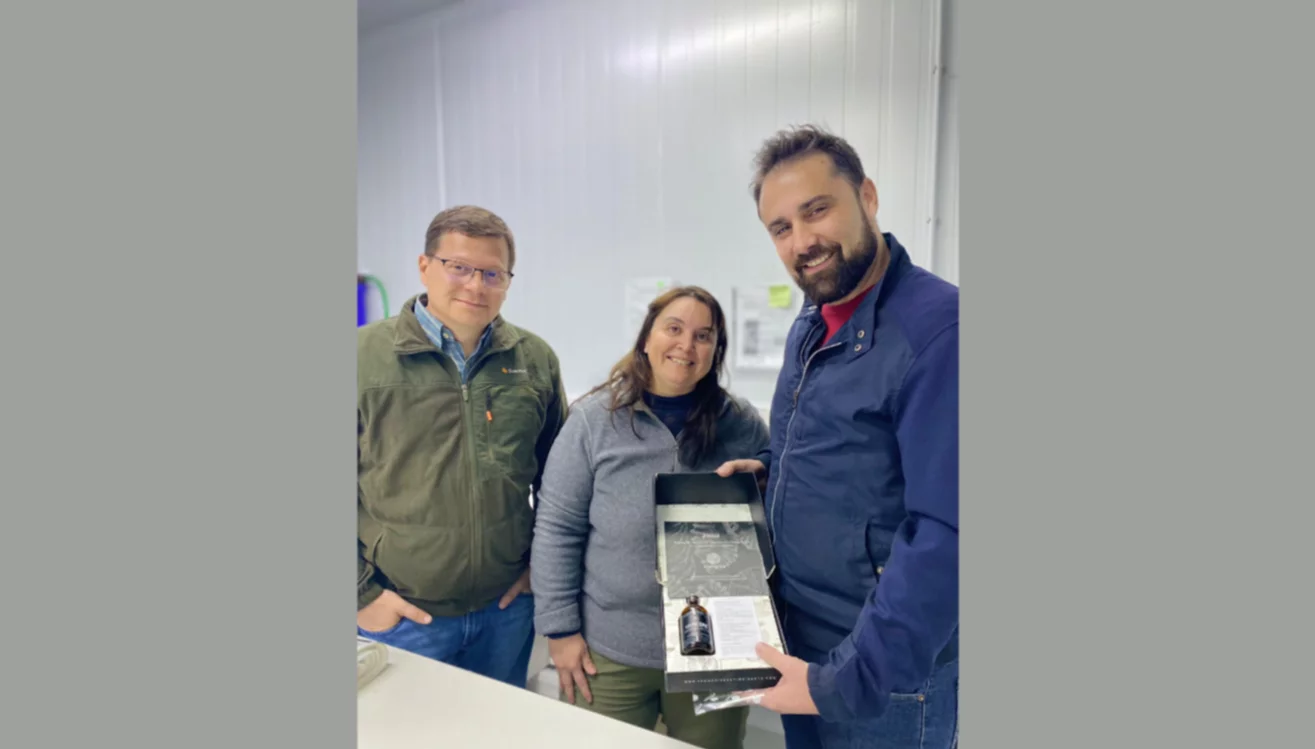 Una empresa chubutense, que produce con Erizos de Mar, concretó su primera exportación Una empresa chubutense, que produce con Erizos de Mar, concretó su primera exportación