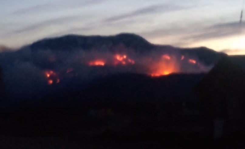 Un hombre quemó basura y generó un incendio en la cordillera de Chubut