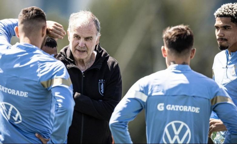 Uruguay anuncia a argentino Marcelo Bielsa como entrenador para