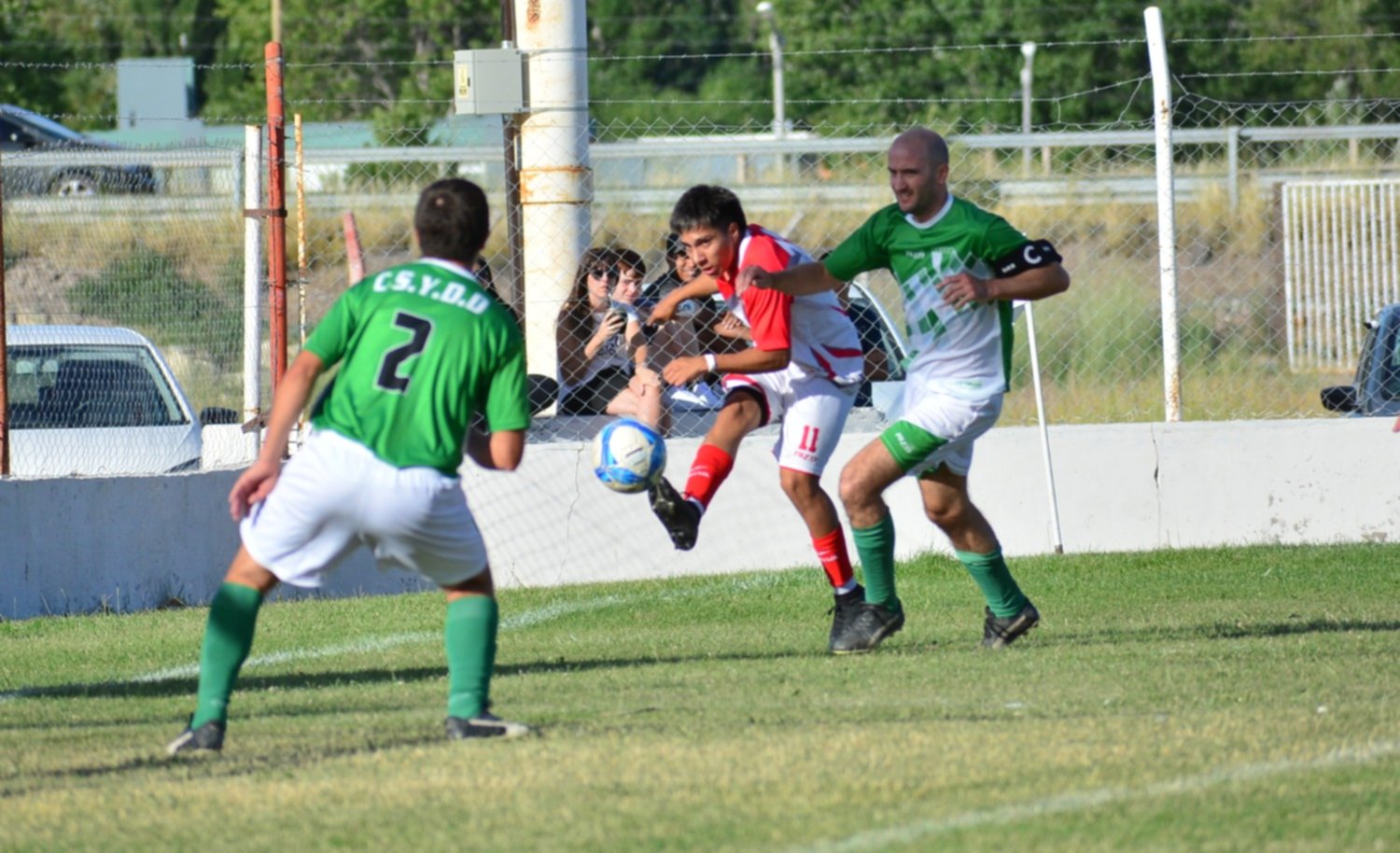 La gente de Huracan en La Plata 